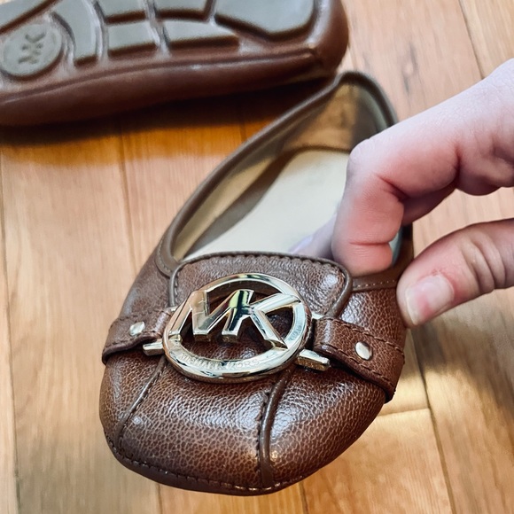 Michael Kors shoes, Brown Size 7 1/2 - Picture 10 of 10